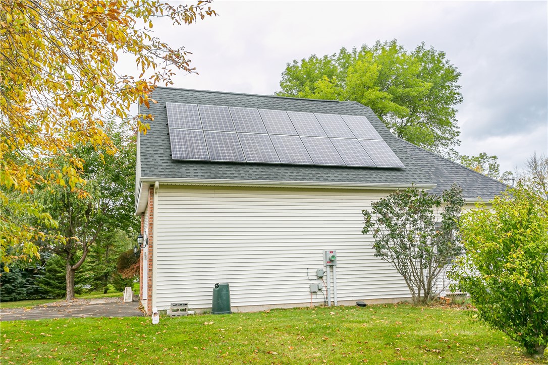 224 Webster Road Webster, NY 14580 - Photo 5 of 24