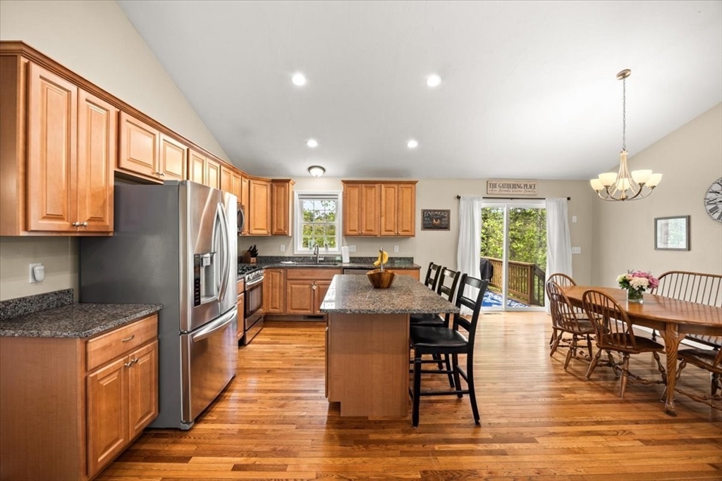 1 Dr Braley Road Rochester, MA 02770 - Photo 7 of 26 Gallery Image 7