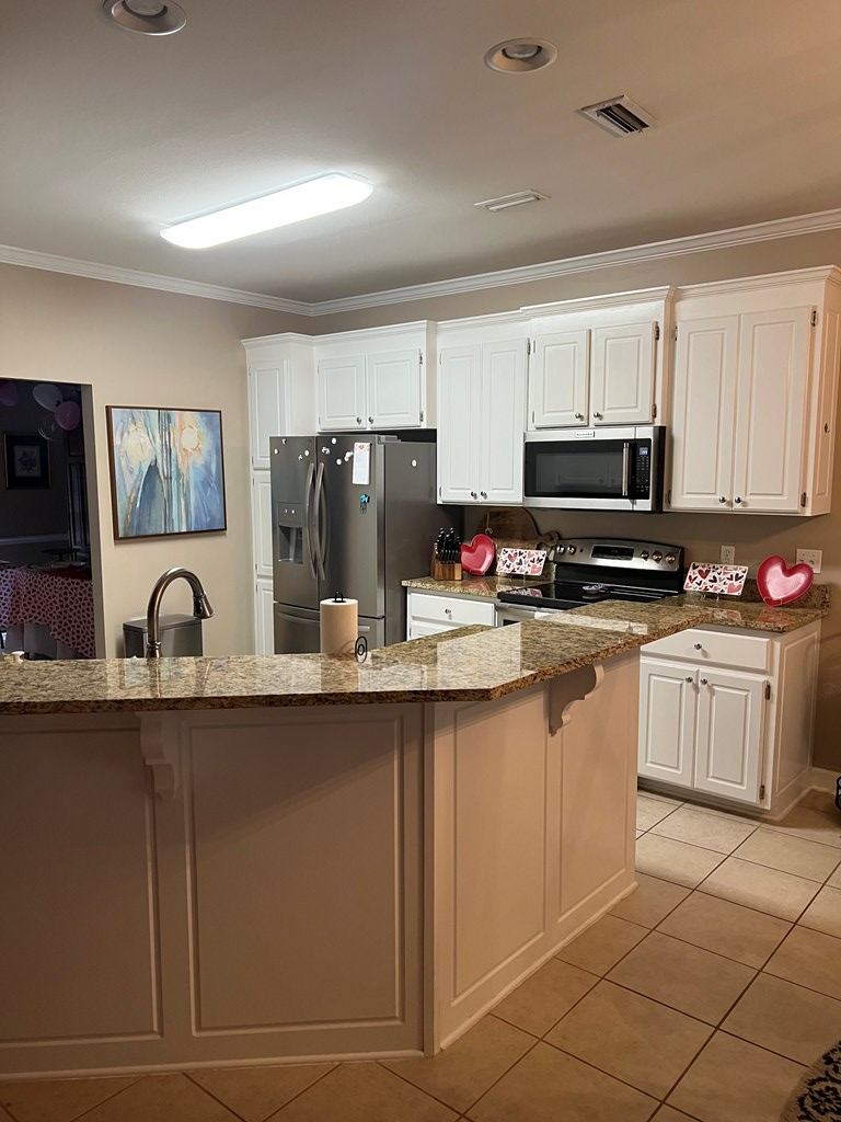 535 Edinburgh Way Dothan, AL 36305 - Photo 13 of 13 Kitchen