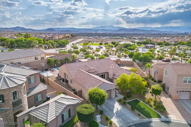 $1,075,000 | 2785 Rosenhearty Drive, Henderson, NV 89044