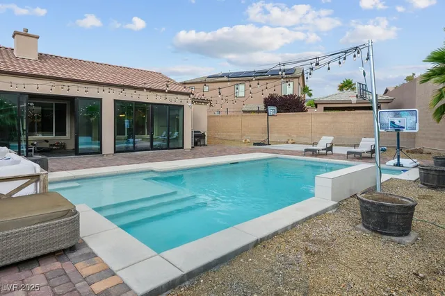 $1,075,000 | 2785 Rosenhearty Drive, Henderson, NV 89044