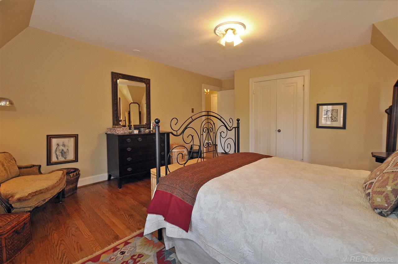 1215 Harvard Road Grosse Pointe Park, MI 48230 - Photo 26 of 34