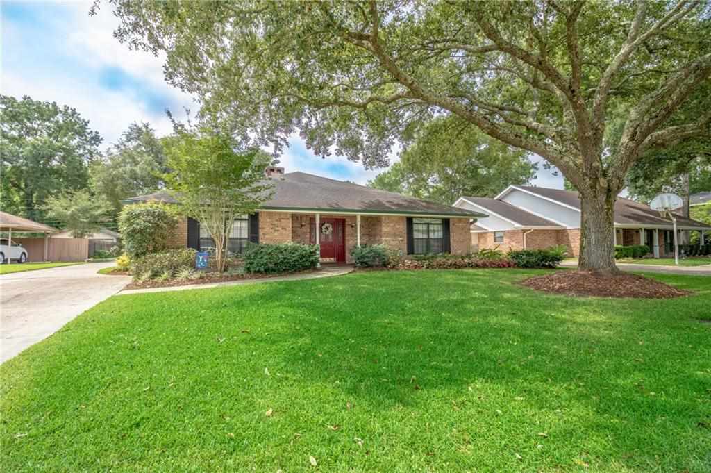 134 Somerset Road Laplace, LA 70068 - Photo 2 of 24 Gallery Image 2