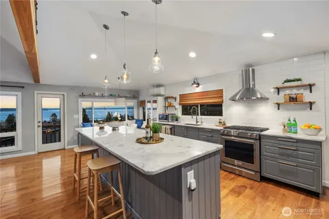 $1,264,000 | 612 Park Avenue, Mukilteo, WA 98275