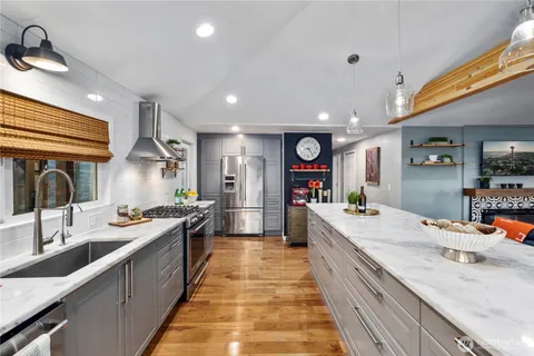 $1,264,000 | 612 Park Avenue, Mukilteo, WA 98275