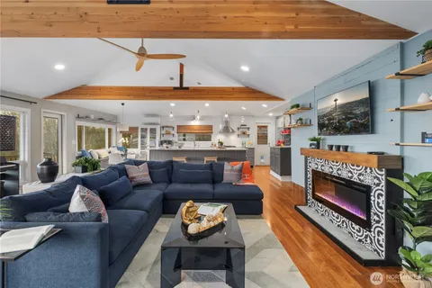 $1,264,000 | 612 Park Avenue, Mukilteo, WA 98275