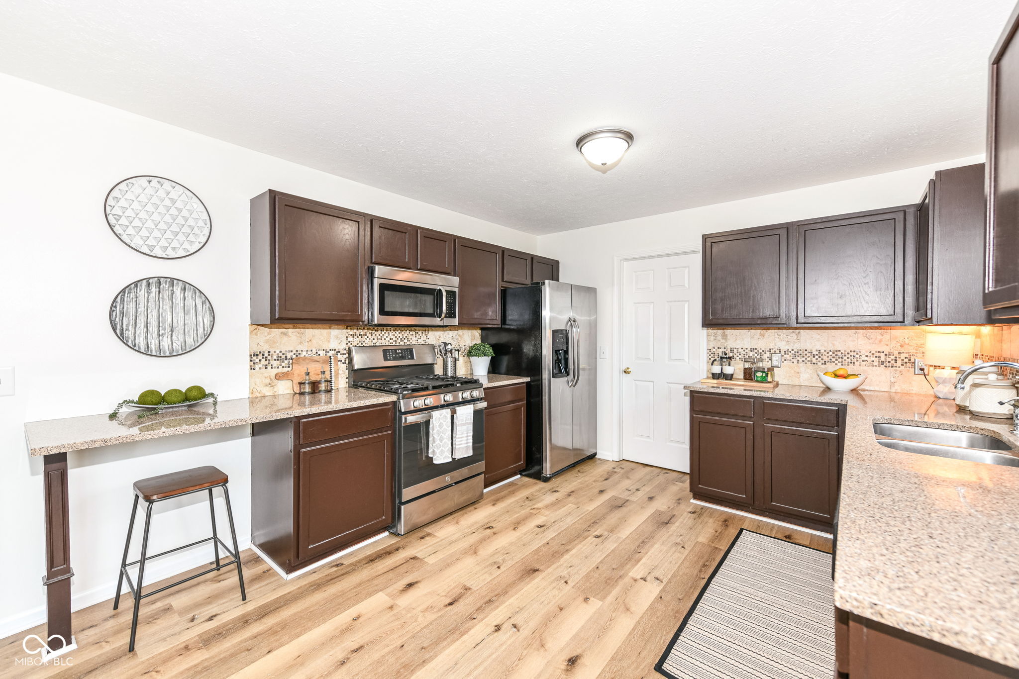11663 Seville Road Fishers, IN 46037 - Photo 12 of 32 Gallery Image 12