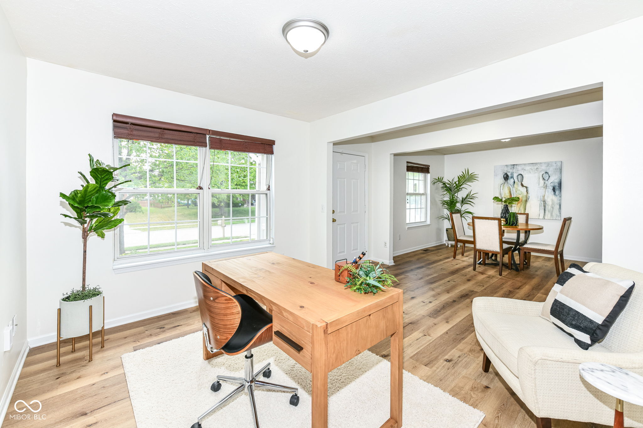11663 Seville Road Fishers, IN 46037 - Photo 3 of 32 Gallery Image 3