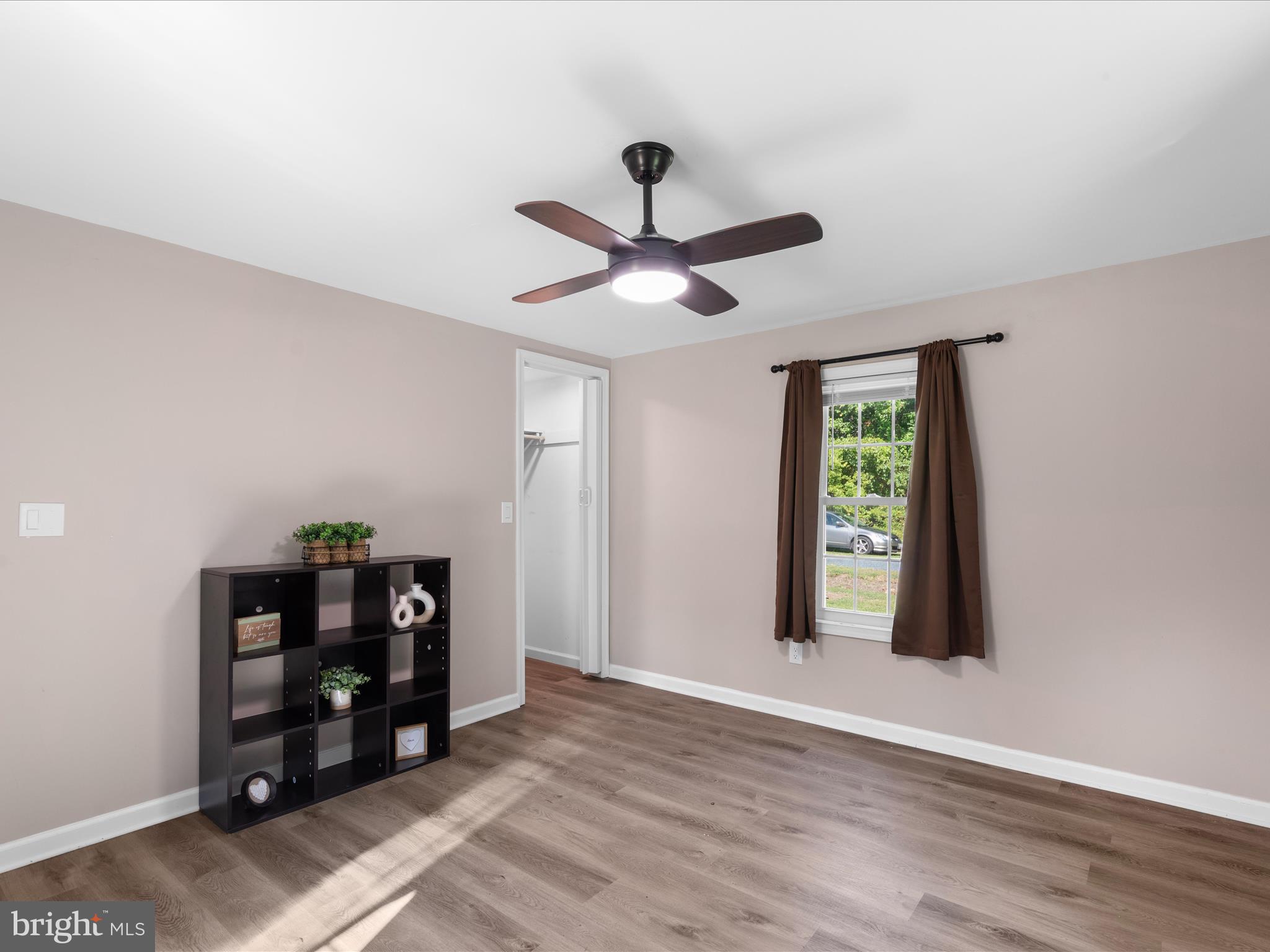 23483 Beckett Road Deal Island, MD 21821 - Photo 7 of 58 Living Room