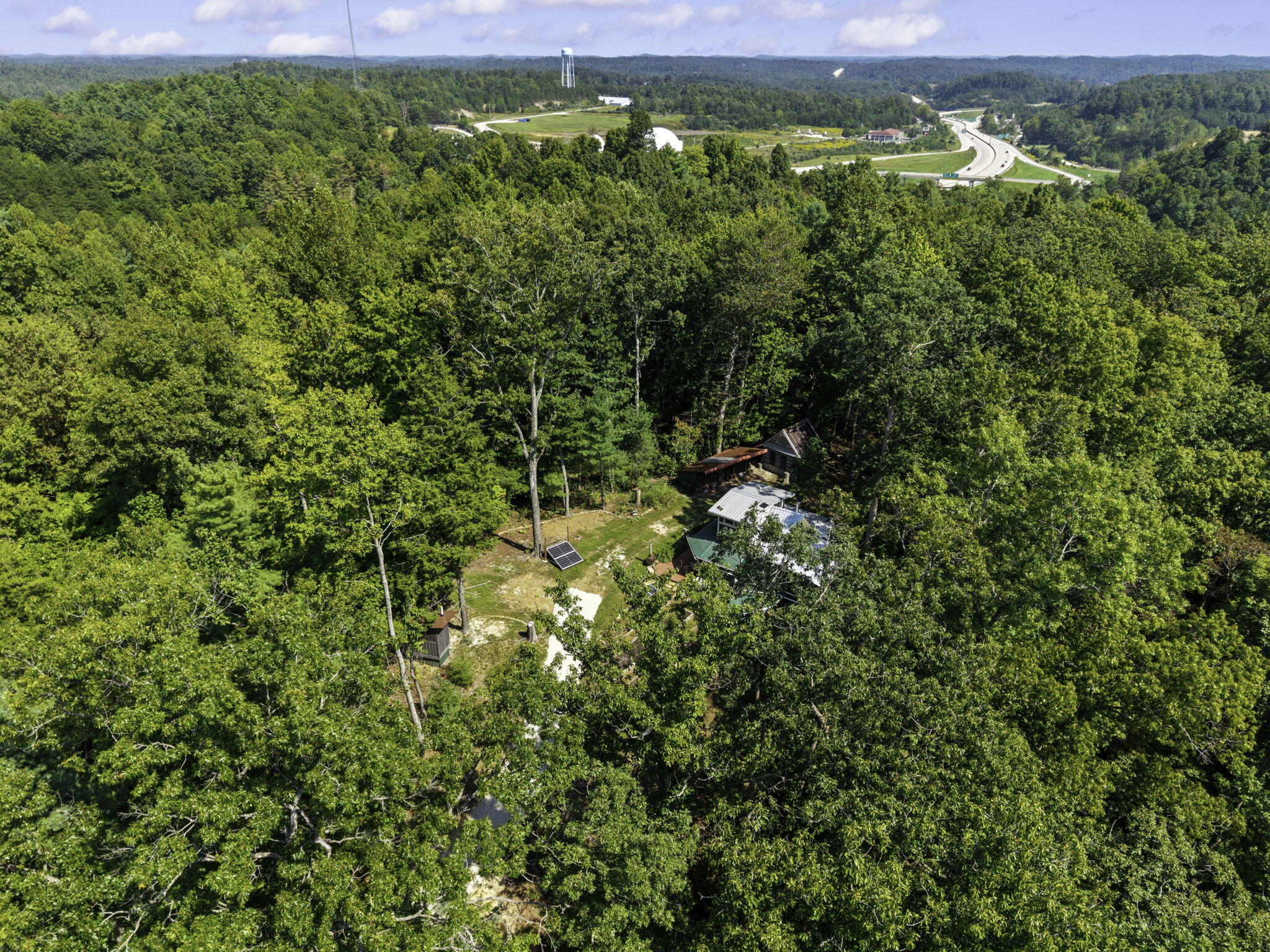 258 Black Bear Ridge Road Campton, KY 41301 - Photo 17 of 50 17-web-or-mls-DJI_20260916142200_0127_D