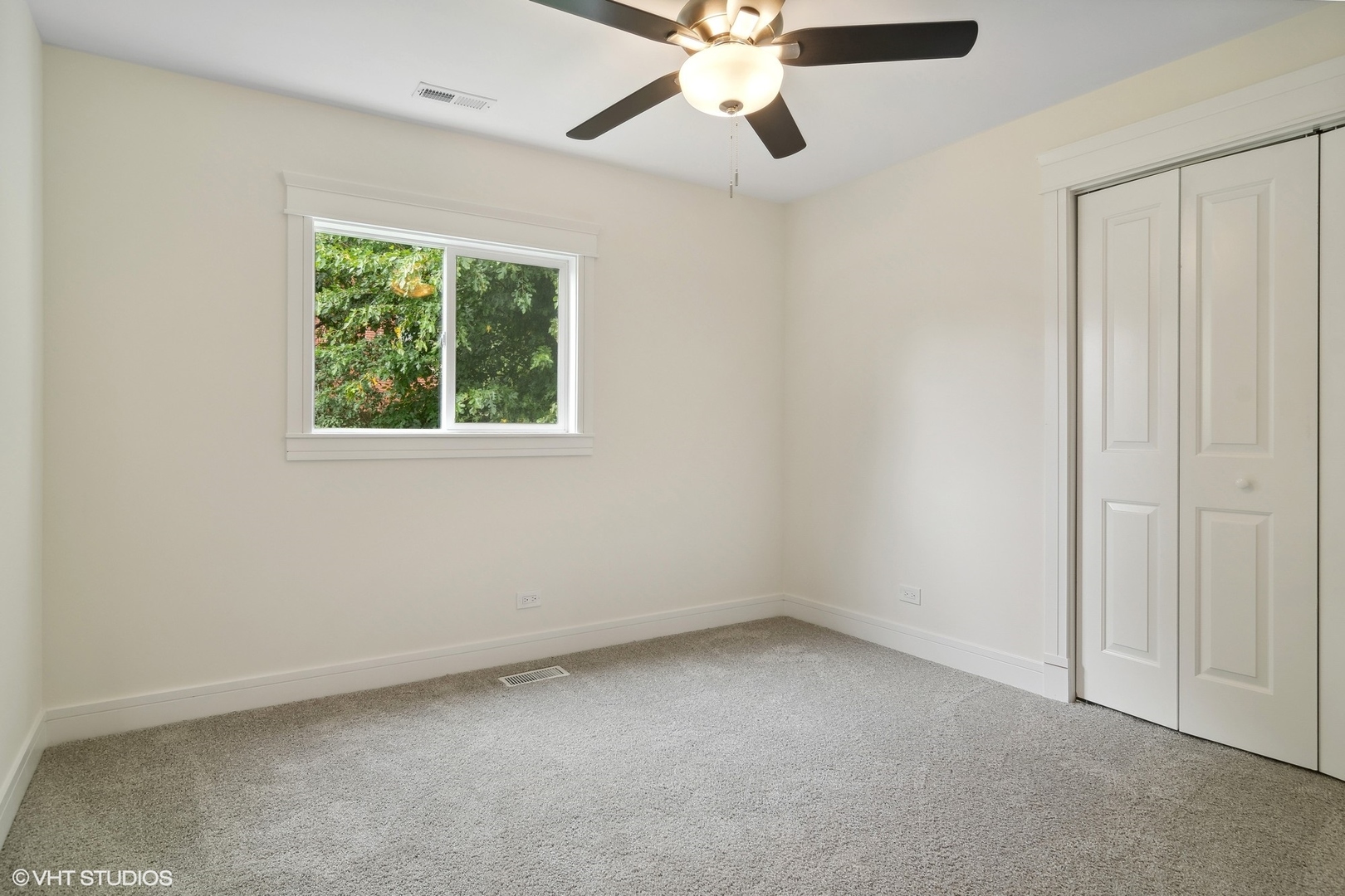 500 West Helen Road Palatine, IL 60067 - Photo 14 of 21 Gallery Image 14