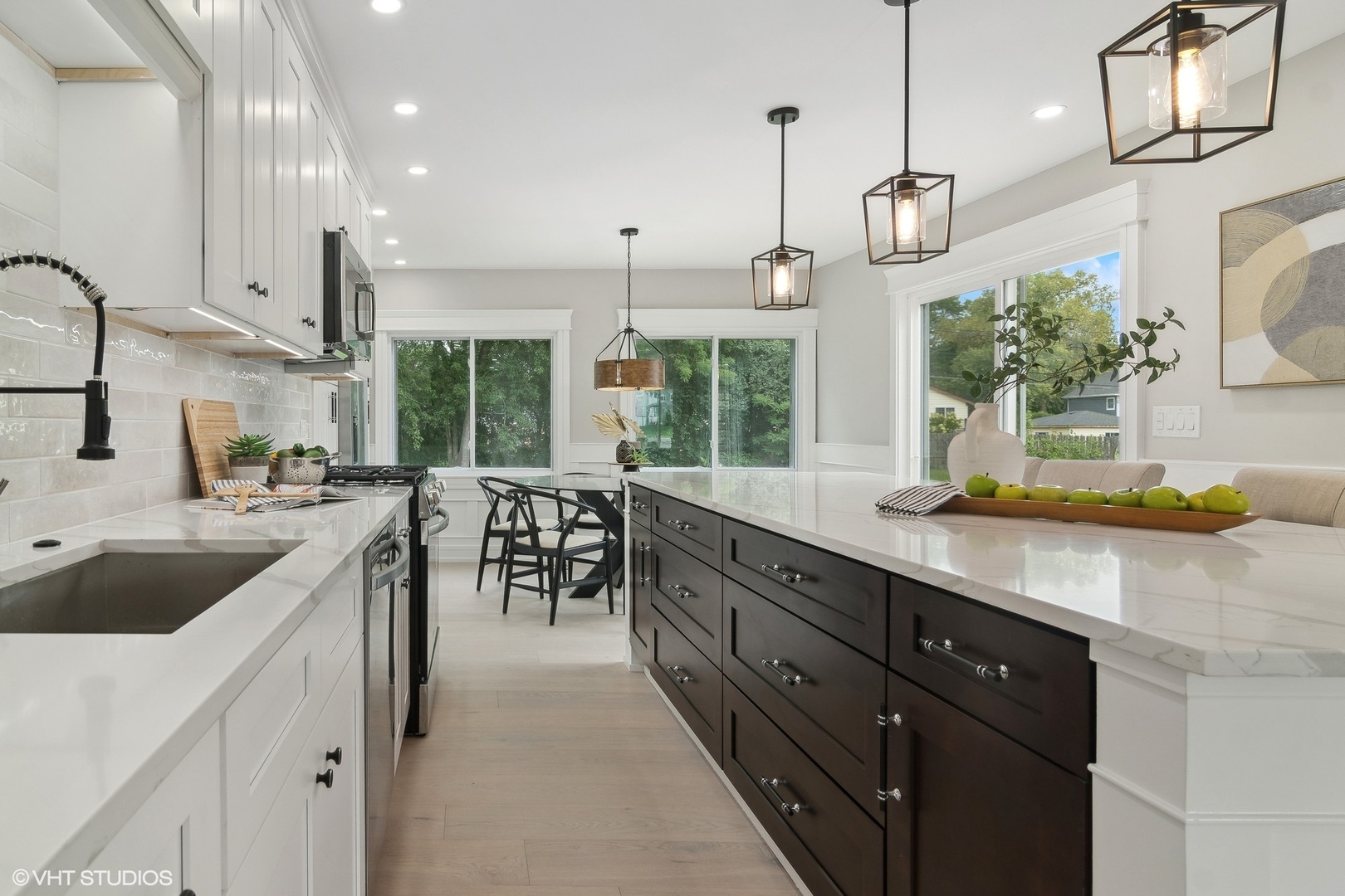 500 West Helen Road Palatine, IL 60067 - Photo 5 of 21 Gallery Image 5