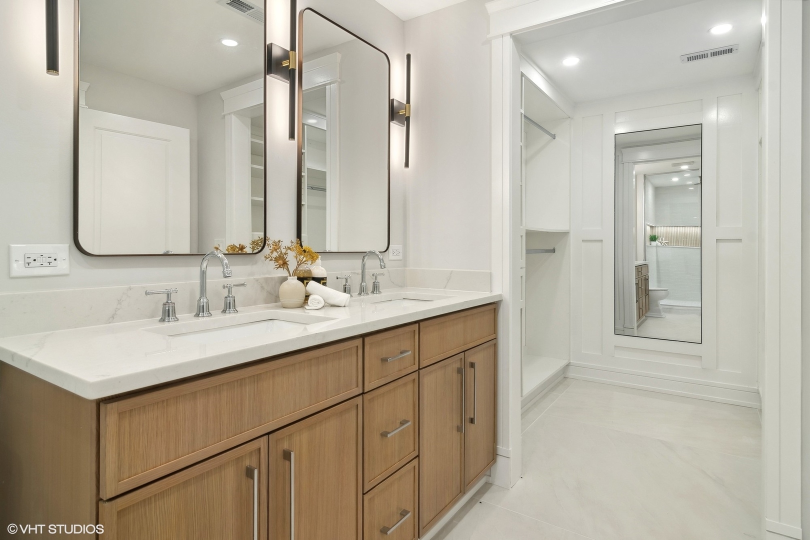 500 West Helen Road Palatine, IL 60067 - Photo 9 of 21 Gallery Image 9