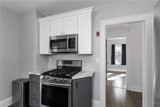 $329,900 | 423 Highland Avenue, De Witt, NY 13057