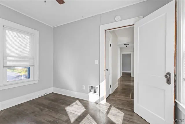 $329,900 | 423 Highland Avenue, De Witt, NY 13057