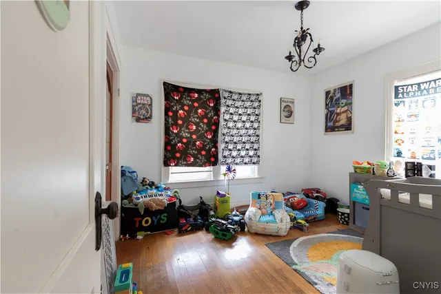 $329,900 | 423 Highland Avenue, De Witt, NY 13057