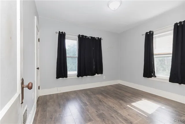 $329,900 | 423 Highland Avenue, De Witt, NY 13057