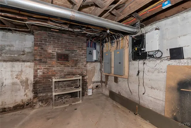 $329,900 | 423 Highland Avenue, De Witt, NY 13057