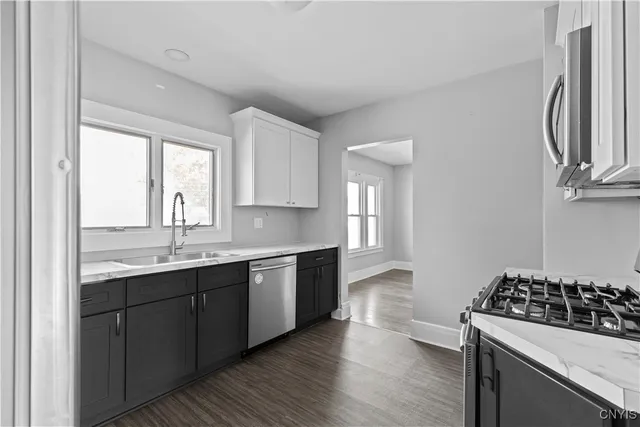 $329,900 | 423 Highland Avenue, De Witt, NY 13057