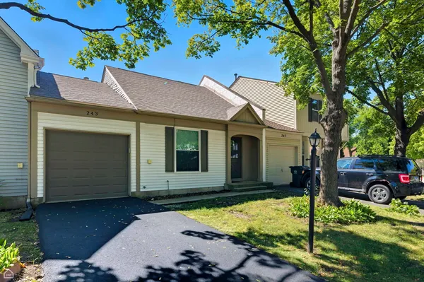 $2,300 | 243 West Denton Avenue, Palatine, IL 60067