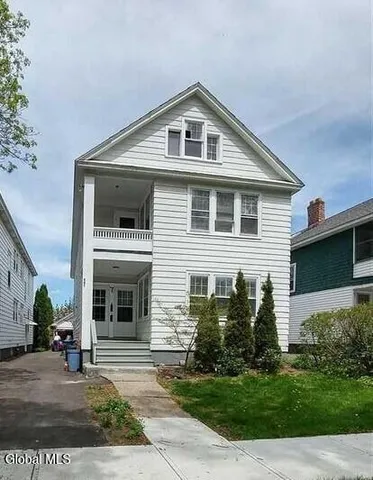 $1,200 | 7 Edison Avenue, Unit 2ND FL REAR, Albany, NY 12208