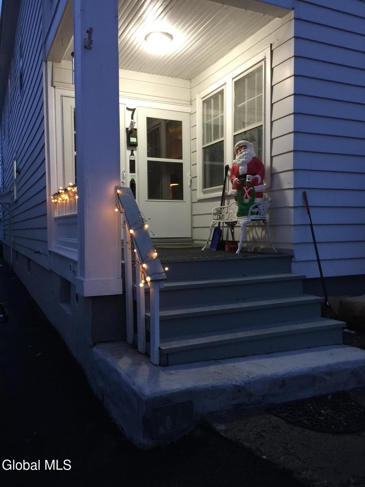 7 Edison Avenue, Unit 2ND FL REAR Albany, NY 12208 - Photo 12 of 16 IMG_0346