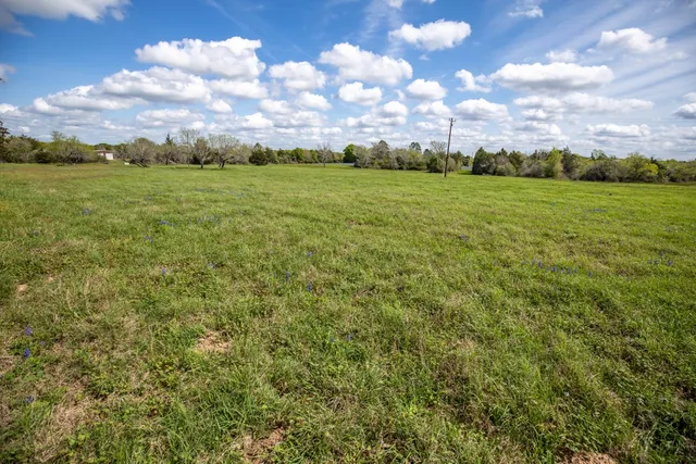 $1,190,000 | 1255 County Road 260, Weimar, TX 78962