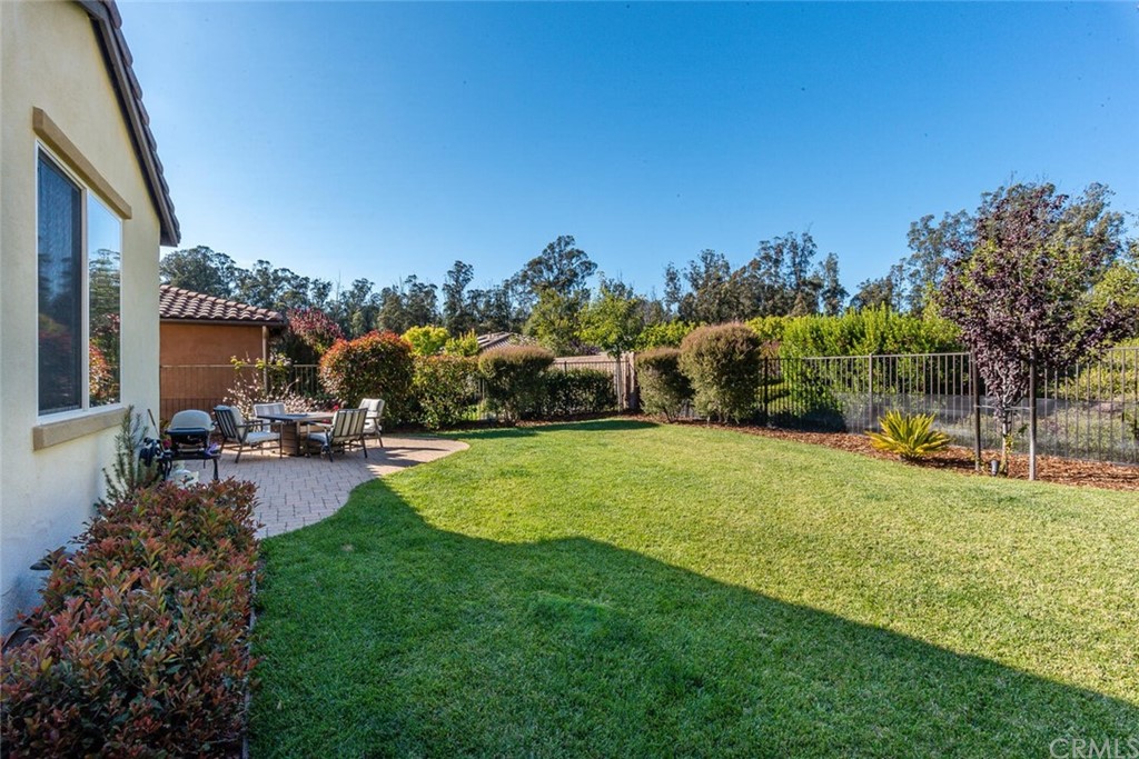 1039 Ford Drive Nipomo, CA 93444 - Photo 32 of 45 a childrens park with lots of swings and slides