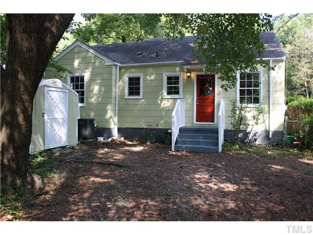 901 North State Street Raleigh, NC 27604 - Photo 16 of 21 The back of the house is almost as cute as the front! The back is door painted in the same terracotta color as the front door.