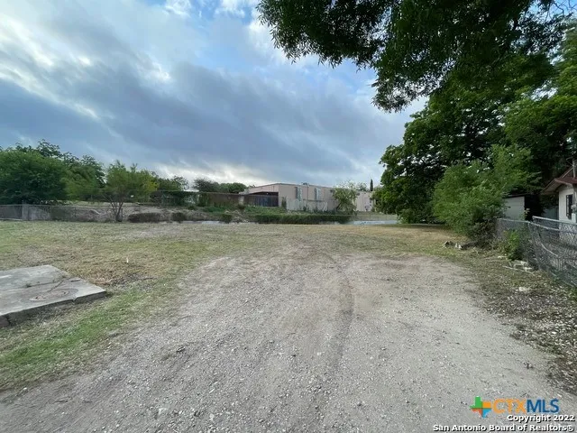 $39,000 | 310 Uvalde Street, San Antonio, TX 78210