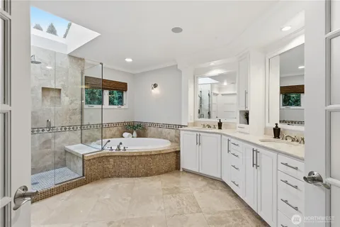 $2,500,000 | 27239 Southeast 27th Street, Sammamish, WA 98075