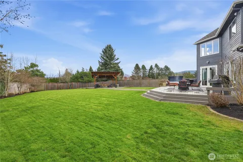 $2,500,000 | 27239 Southeast 27th Street, Sammamish, WA 98075