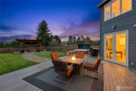 $2,500,000 | 27239 Southeast 27th Street, Sammamish, WA 98075