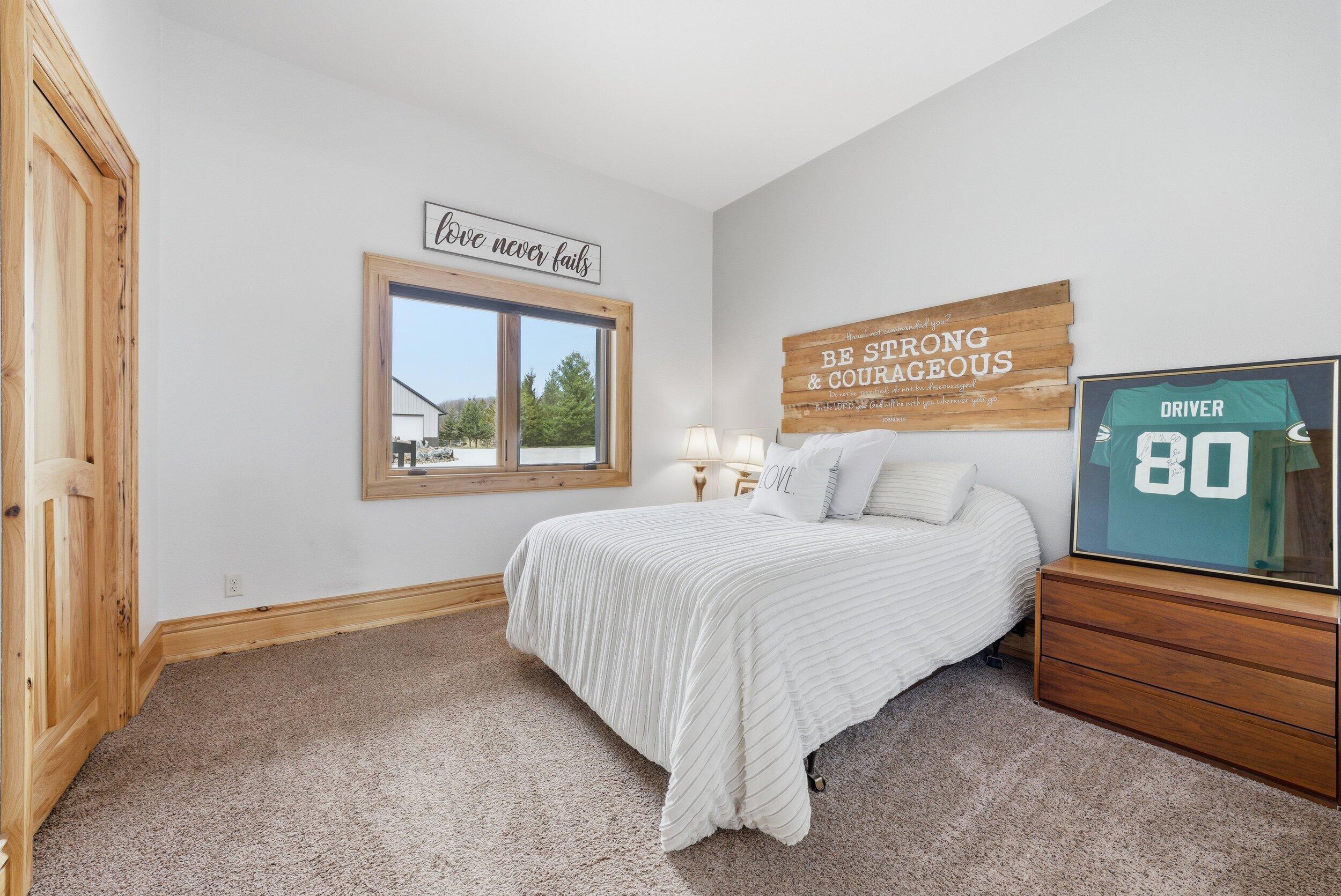 W985 Fur Farm Road New Holstein, WI 53061 - Photo 26 of 37 Middle Coast-18