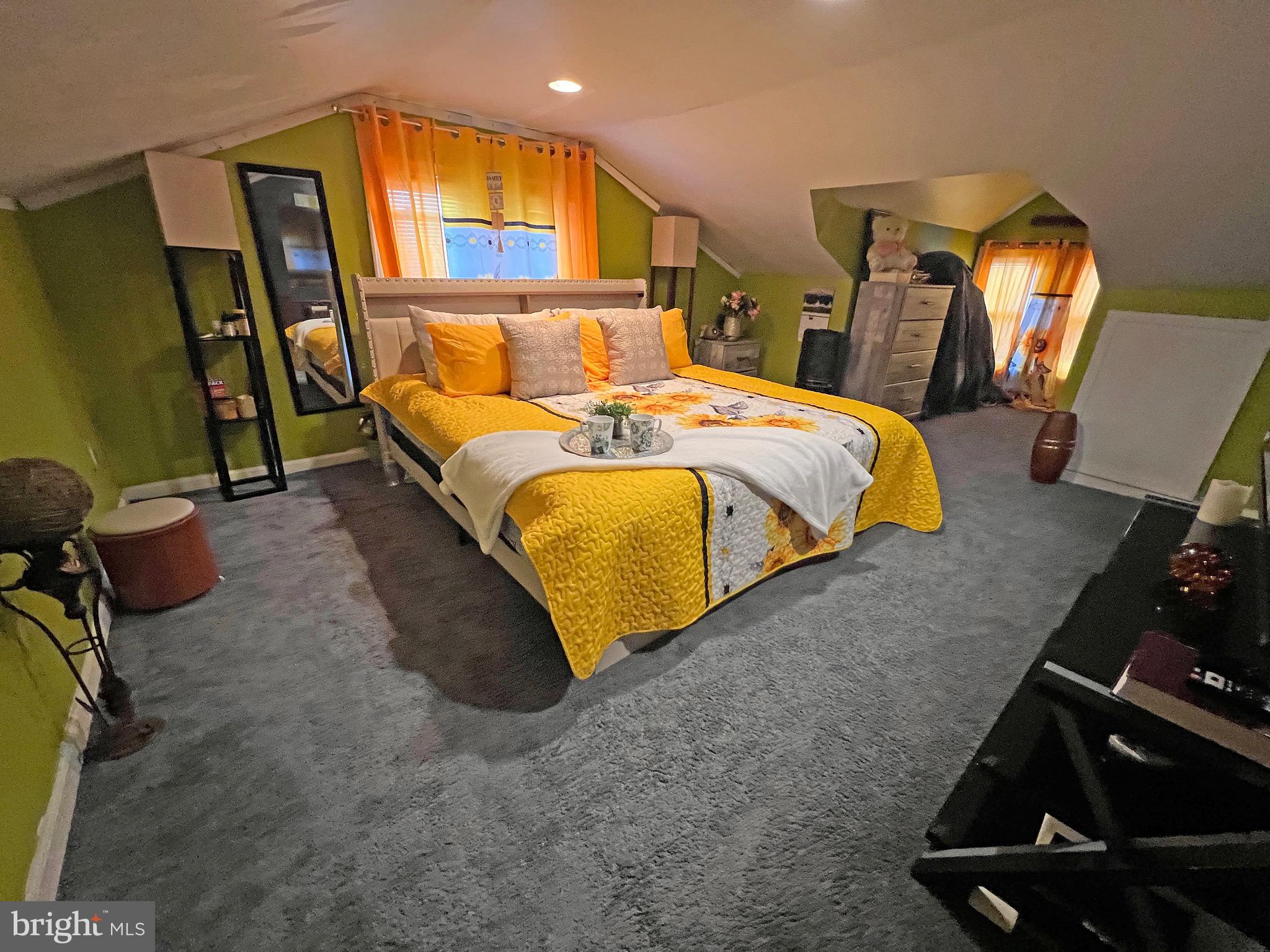 4129 Garrett Road Drexel Hill, PA 19026 - Photo 13 of 34 3rd floor bedroom