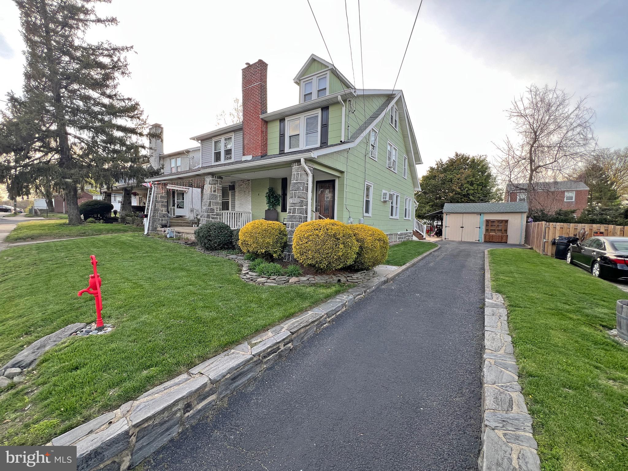 4129 Garrett Road Drexel Hill, PA 19026 - Photo 25 of 34 5+ car driveway plus street parking in the back