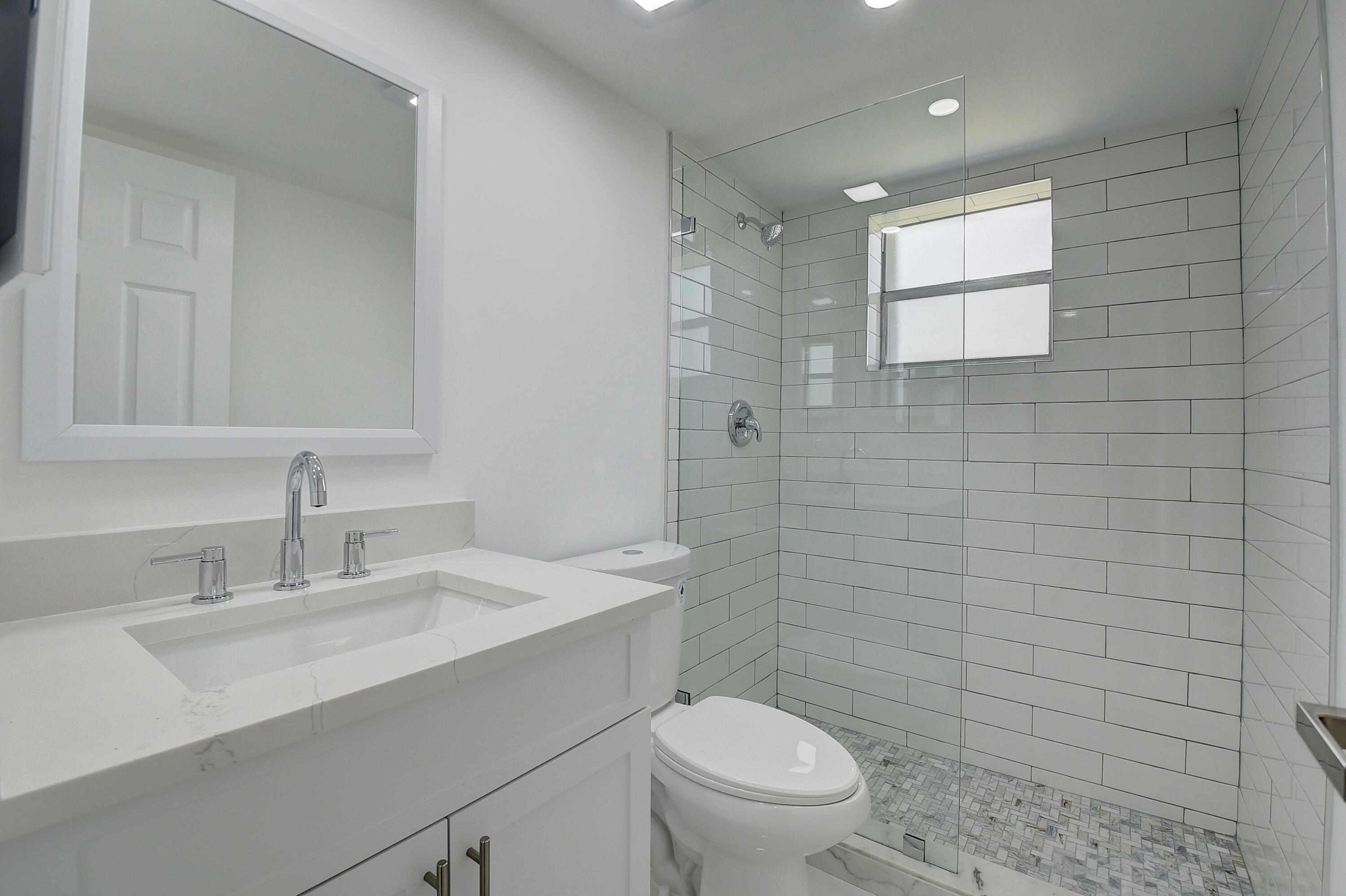 392 Saxony Way Delray Beach, FL 33446 - Photo 10 of 27 12_dsc_3356_57_58_59_60