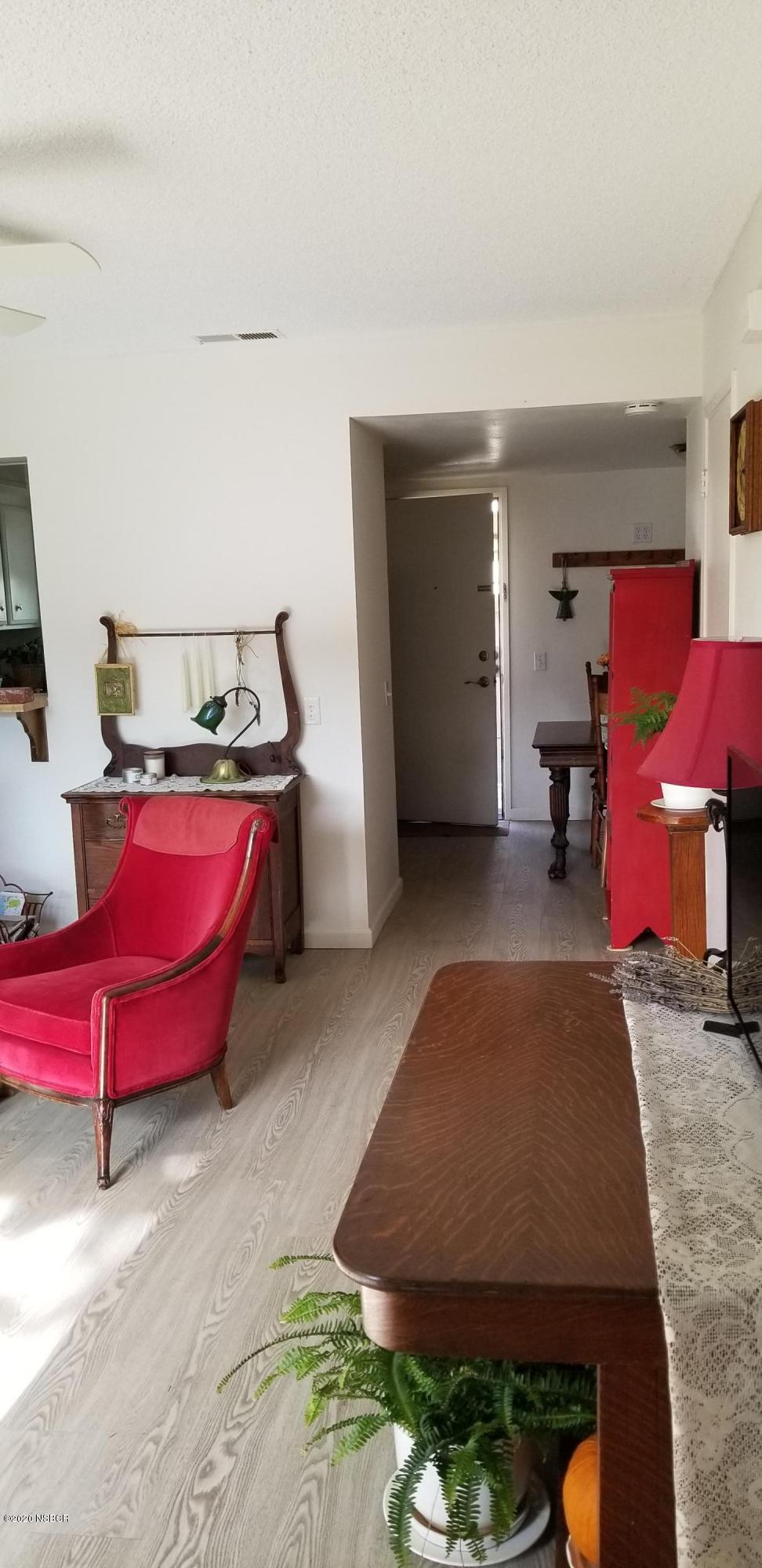 1105 West Cypress Avenue, Unit D Lompoc, CA 93436 - Photo 4 of 23 20201206_120922