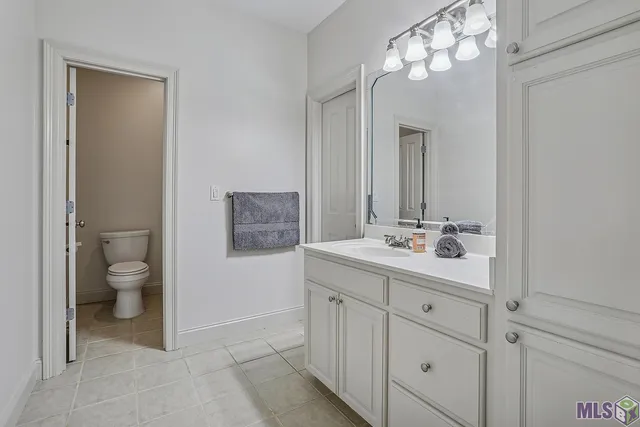 $1,150,000 | 5585 Highway 966, St. Francisville, LA 70775