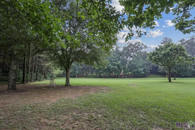 $1,150,000 | 5585 Highway 966, St. Francisville, LA 70775