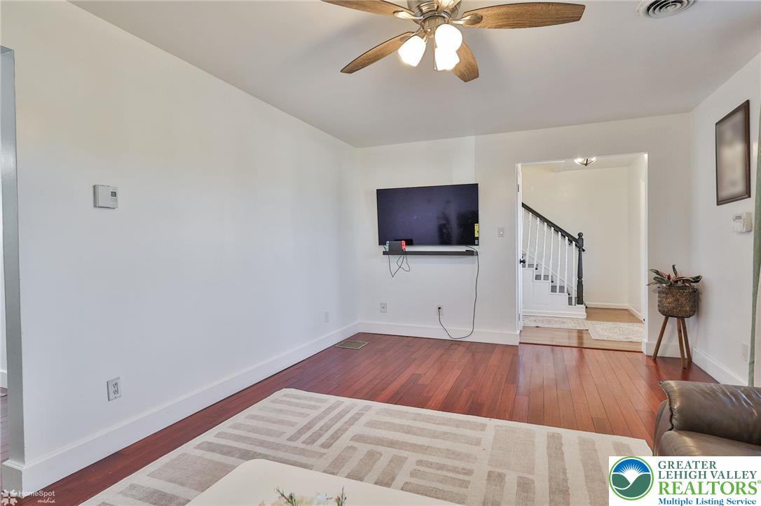 2950 Santee Drive Bethlehem, PA 18017 - Photo 12 of 52