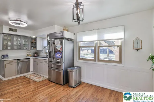 $560,000 | 2950 Santee Drive, Bethlehem, PA 18017