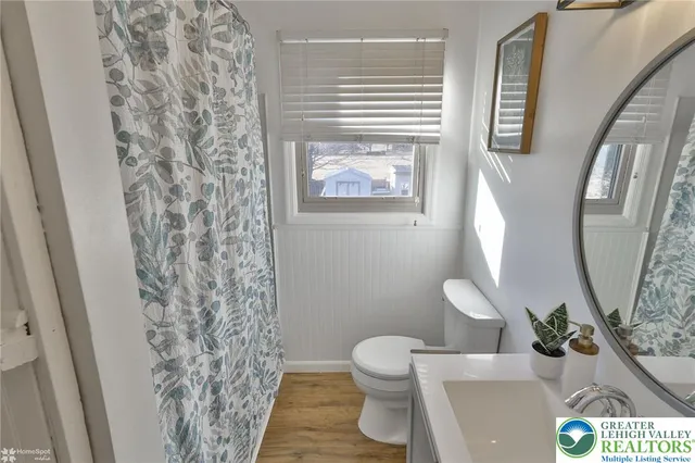 $560,000 | 2950 Santee Drive, Bethlehem, PA 18017