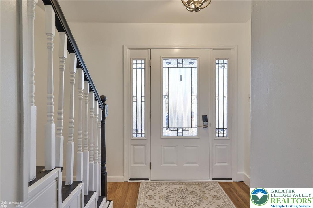 2950 Santee Drive Bethlehem, PA 18017 - Photo 5 of 52