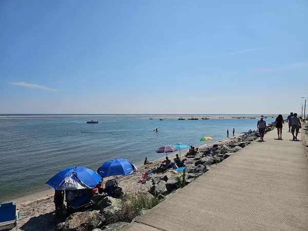 $949,900 | 703 Surf, Unit 100, North Wildwood, NJ 08260