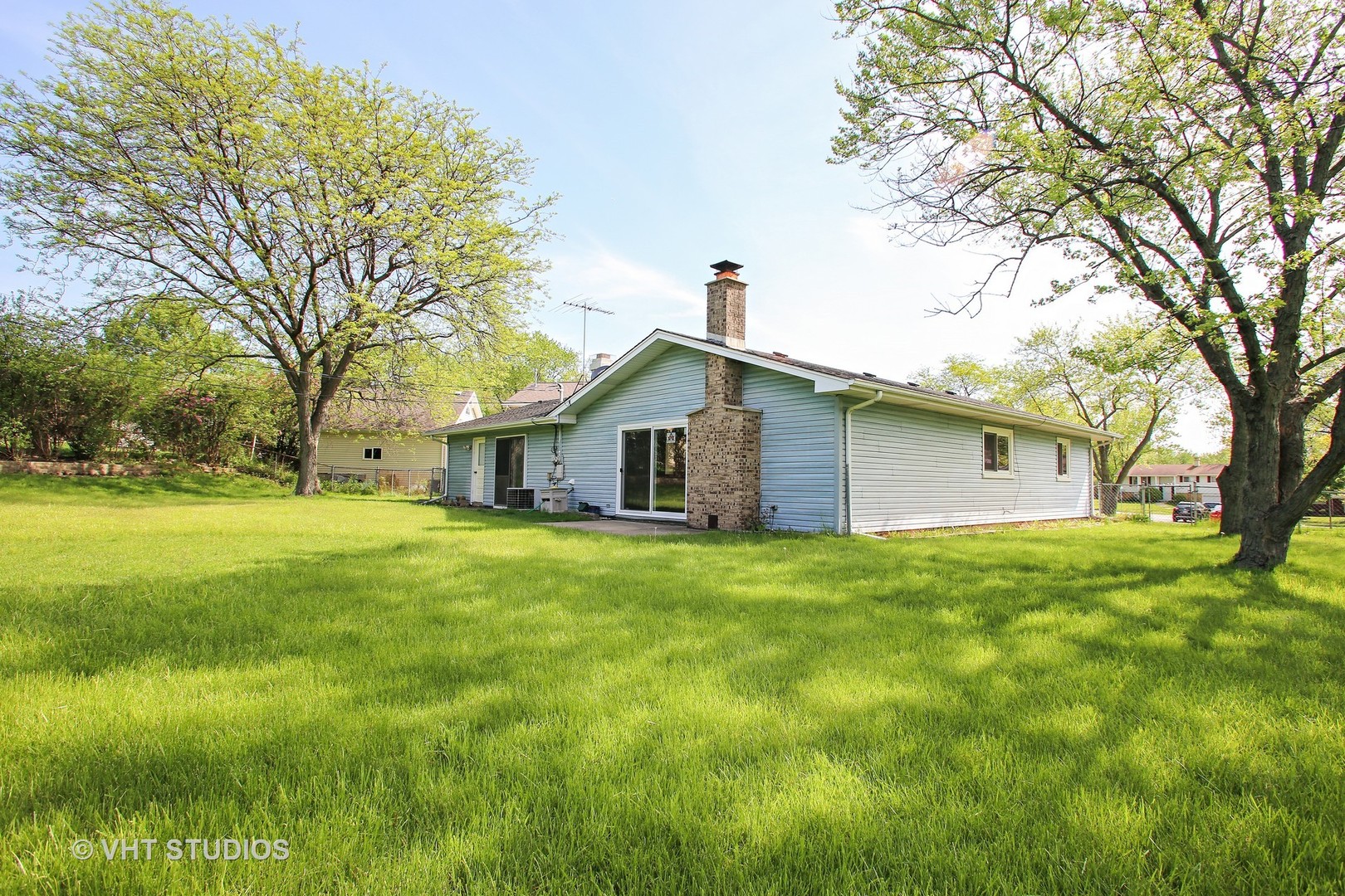 1720 Kent Road Hoffman Estates, IL 60169 - Photo 20 of 22