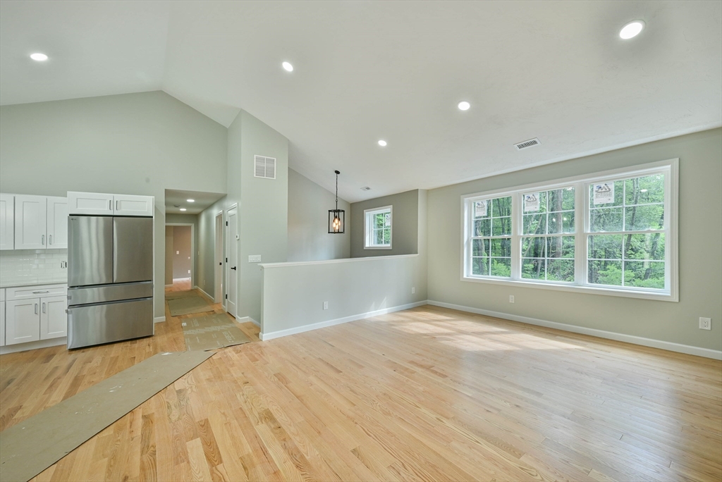 86 Ramshorn Road Charlton, MA 01507 - Photo 12 of 35 Gallery Image 12