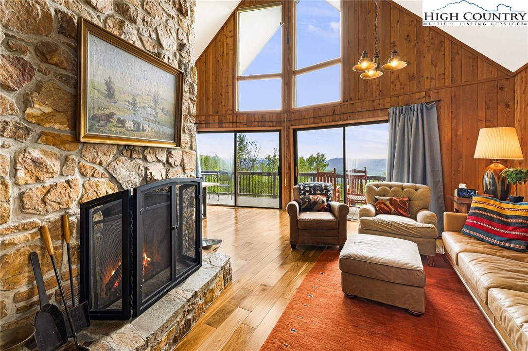 871 Rich Knob Road Spruce Pine, NC 28777 - Photo 3 of 43 Gallery Image 3
