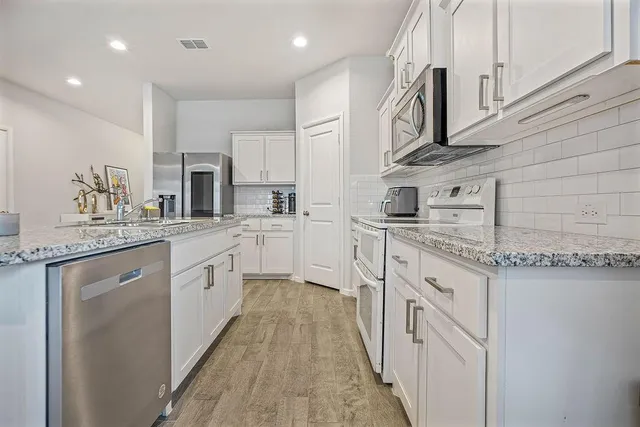 $2,350 | 8633 Angel Gardens Drive, Fort Worth, TX 76179