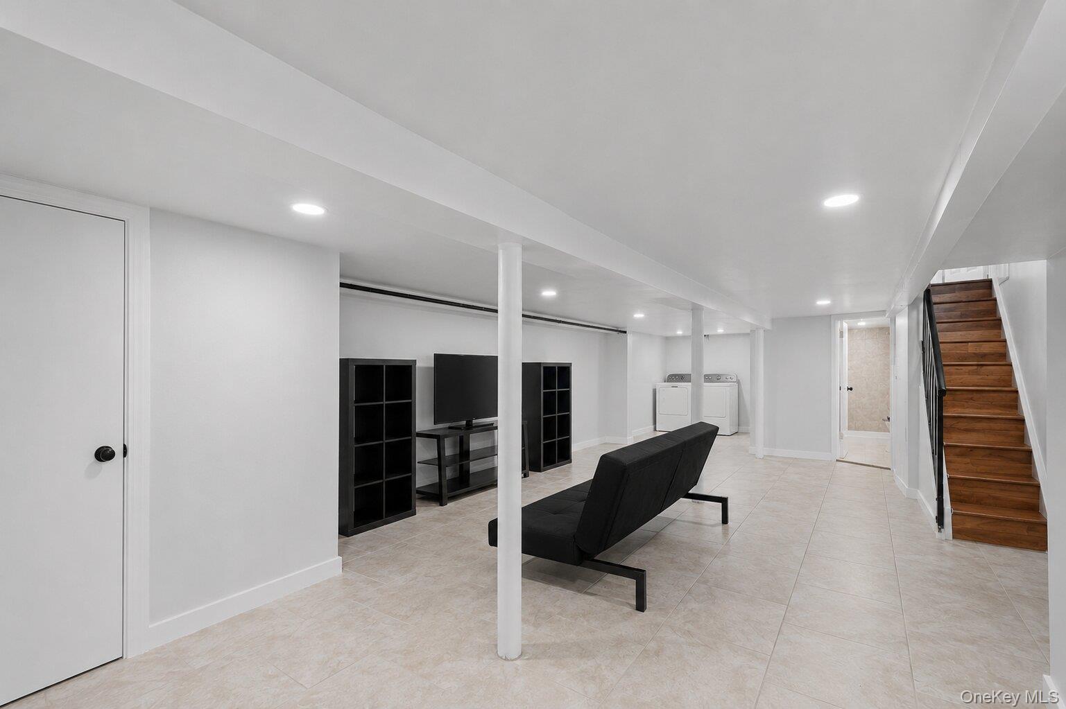 43 Dewitt Street Valley Stream, NY 11580 - Photo 30 of 39